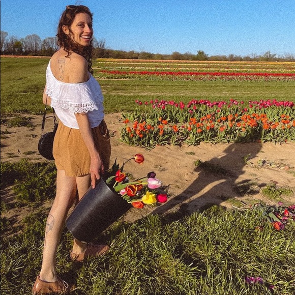 Meet your Posher, Riva! 🦋🐝🐞🐛🪲 - Picture 1 of 1